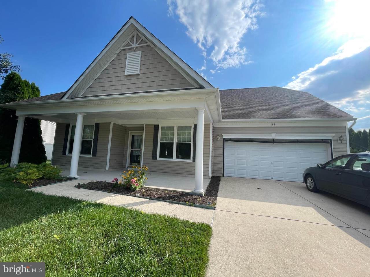 169 Millington Road - Photo 1