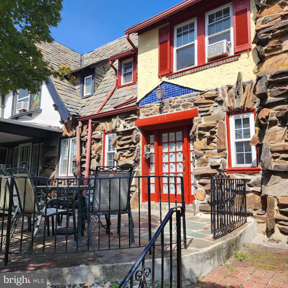 175 Stoneway Lane - Photo 1