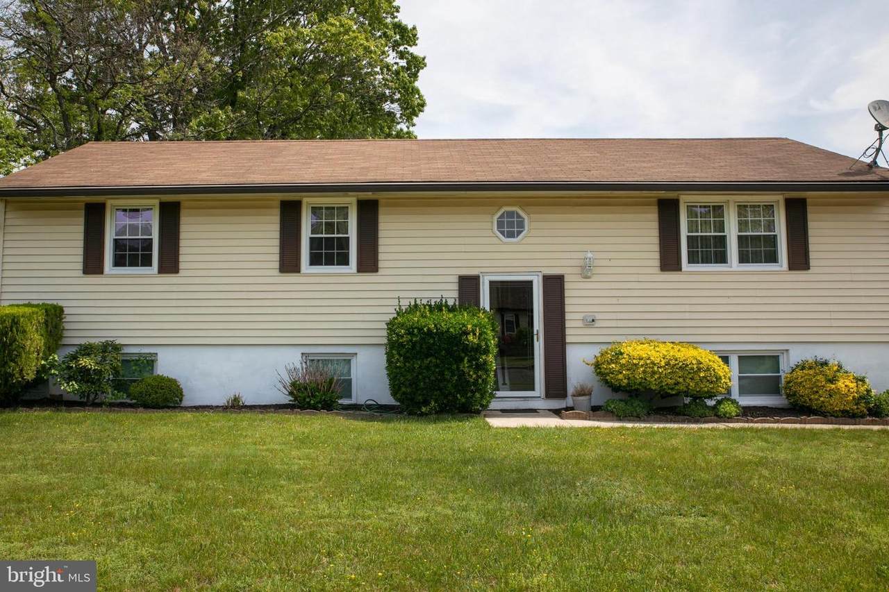 113 Centennial Drive - Photo 1