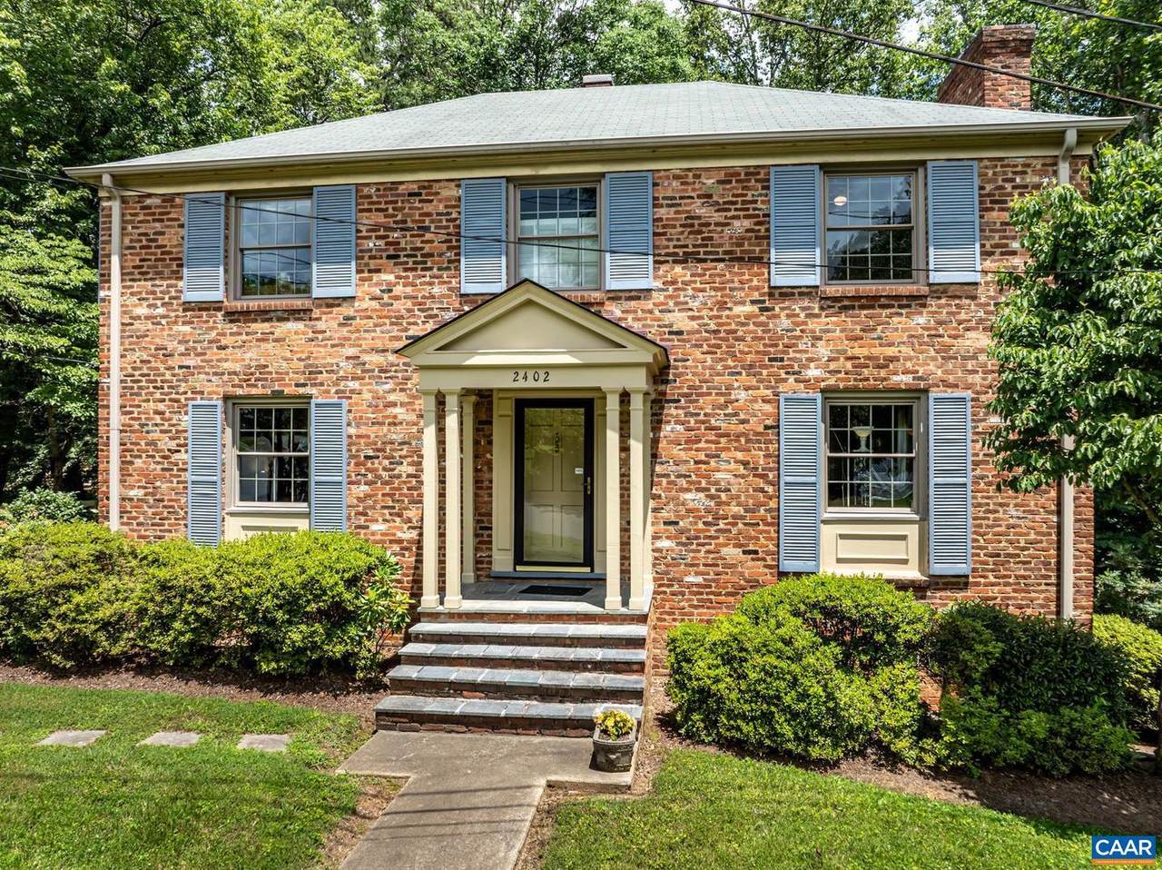 2402 Bennington Rd - Photo 1