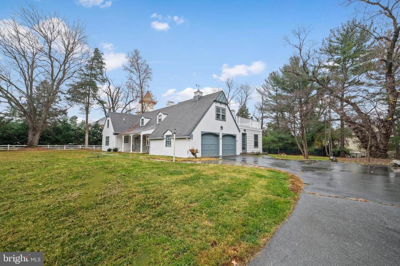 9107 River Road - Photo 1