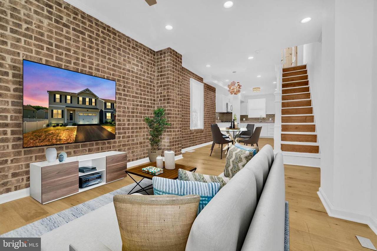 510 Decker Avenue - Photo 1