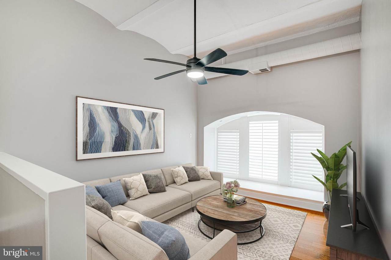 825 29TH Street - Photo 1