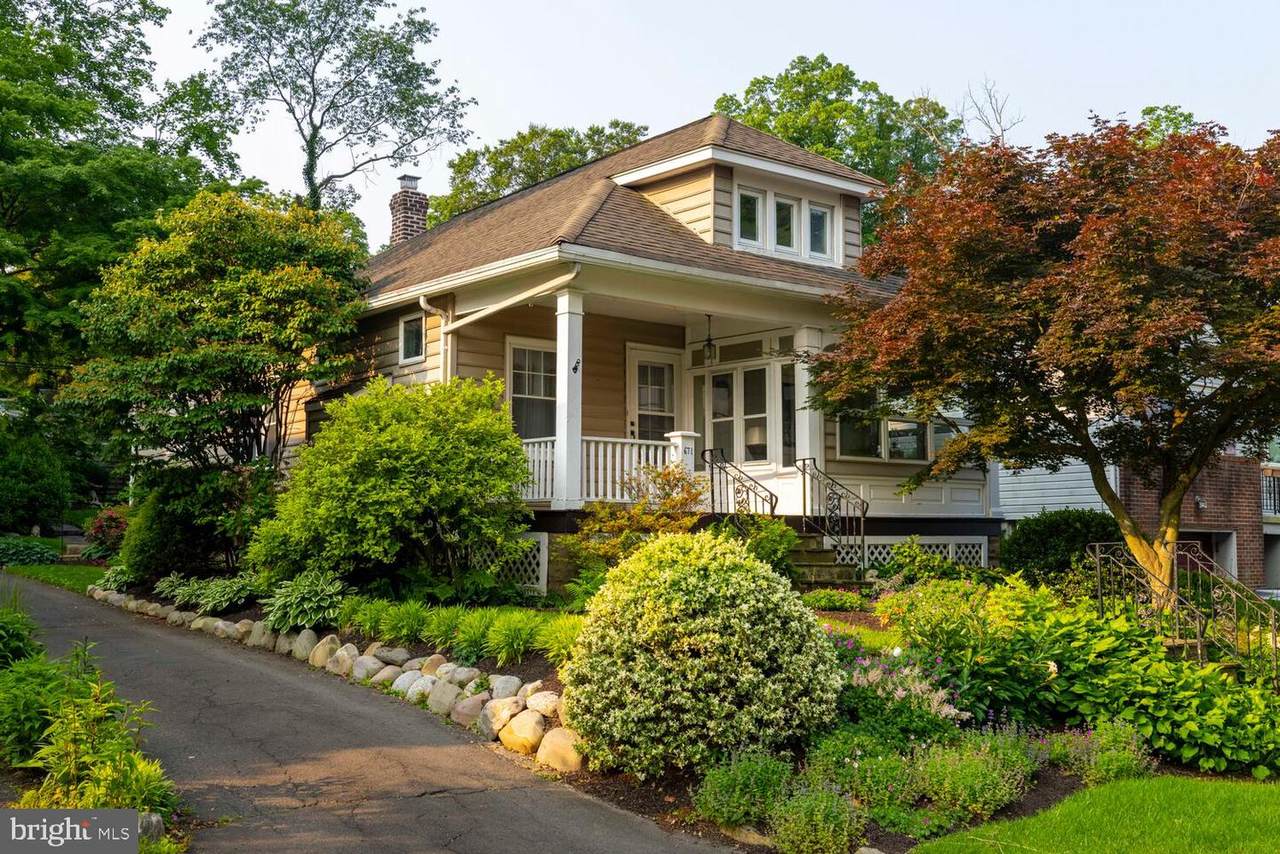 671 Edge Hill Road - Photo 1