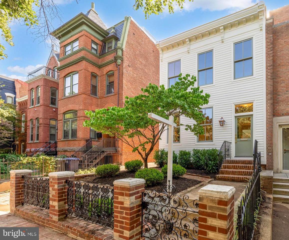311 5TH Street - Photo 1
