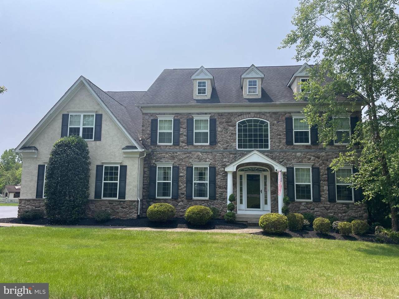 916 Nottingham Road - Photo 1