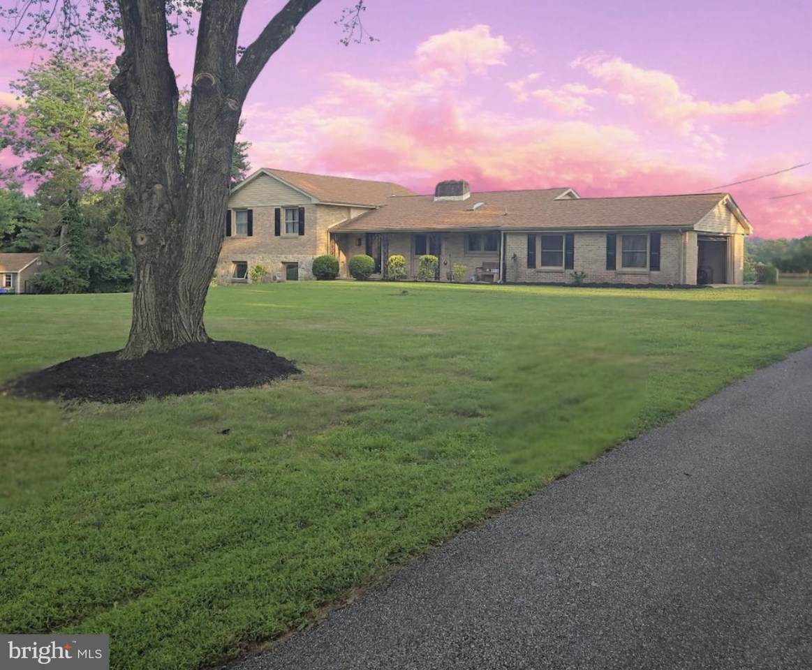 140 Governor Markham Drive - Photo 1
