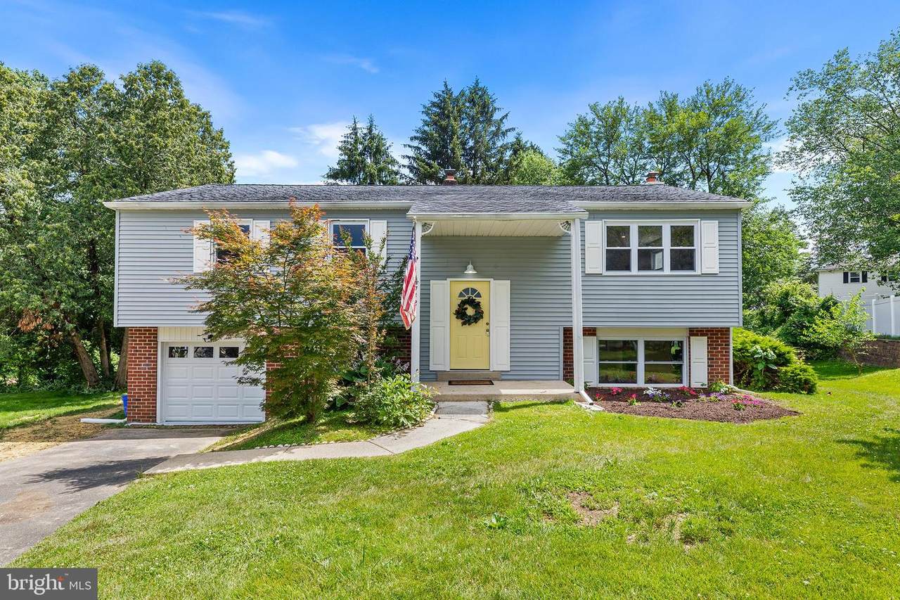 742 Goodale Drive - Photo 1