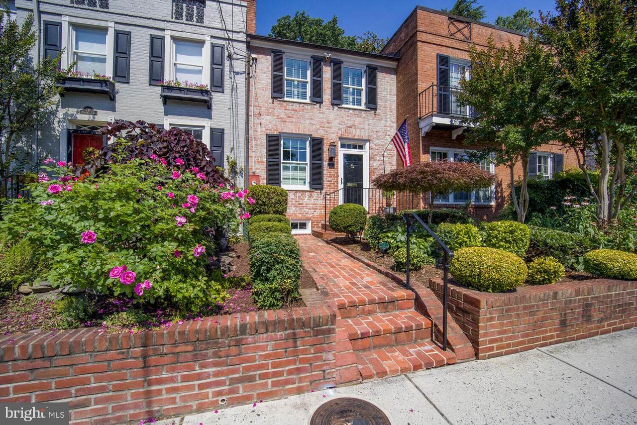 717 Royal Street - Photo 1