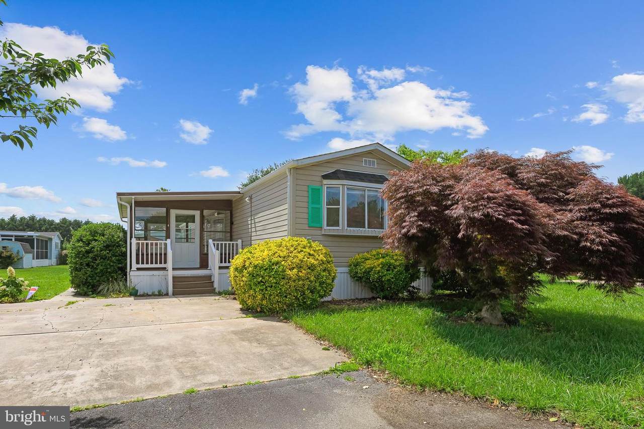 15 Bristol Way - Photo 1
