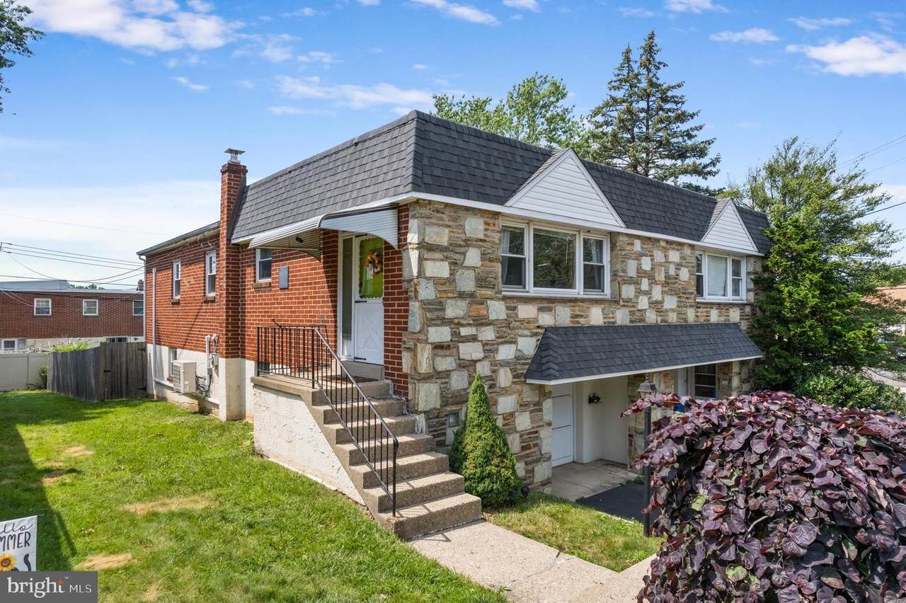 402 Franklin Street - Photo 1