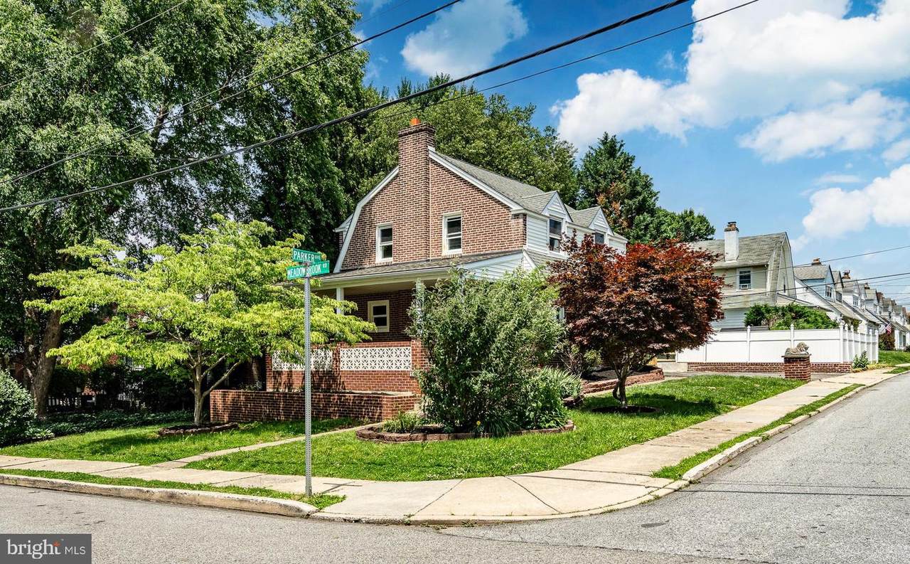 147 Meadowbrook Avenue - Photo 1