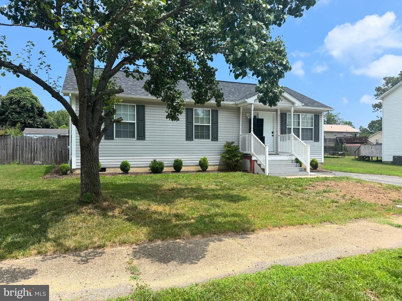 4788 Maryland Avenue - Photo 1
