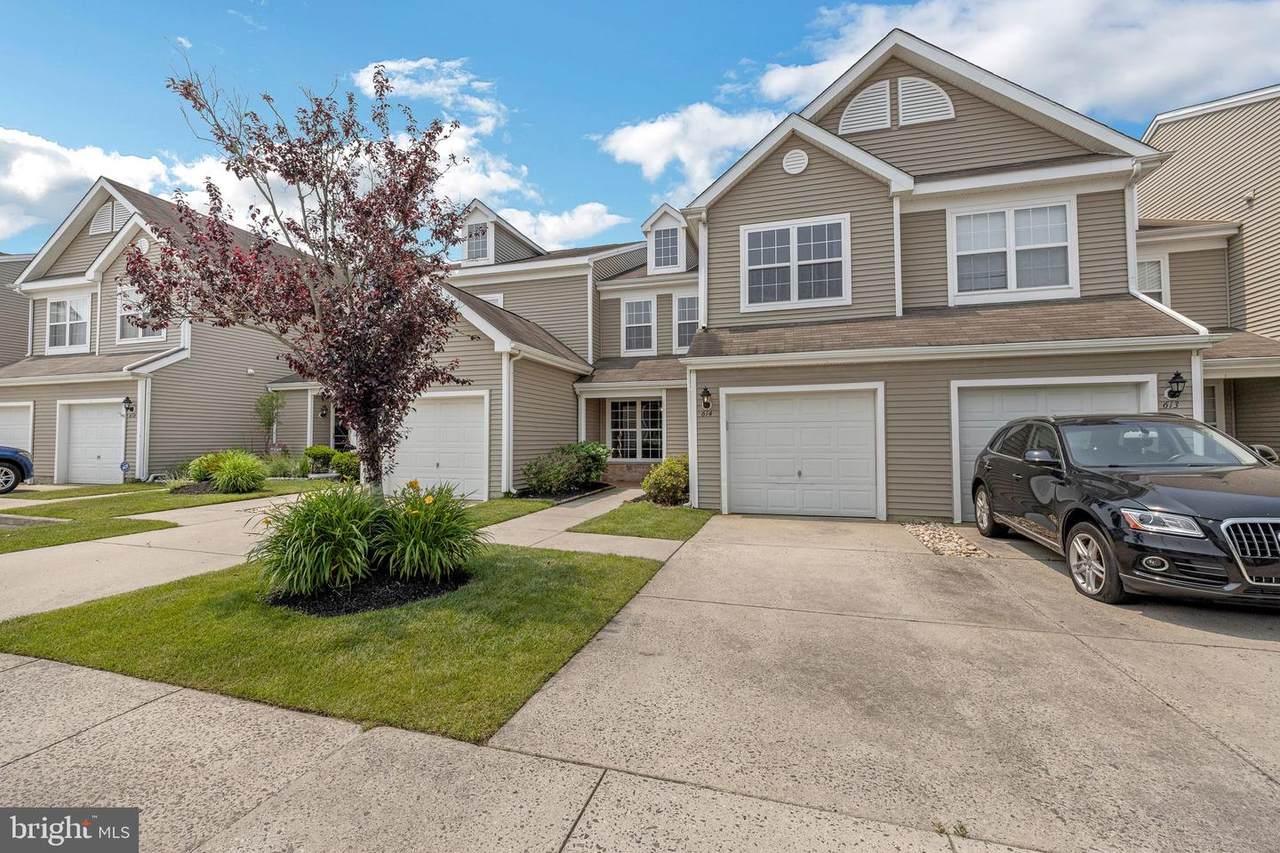 614 London Court Ii - Photo 1