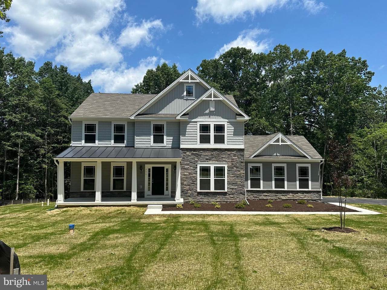 733 Mckinneytown Rd - Photo 1