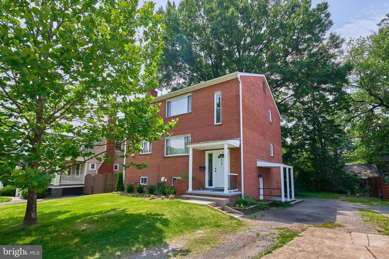 618 19TH Street - Photo 1