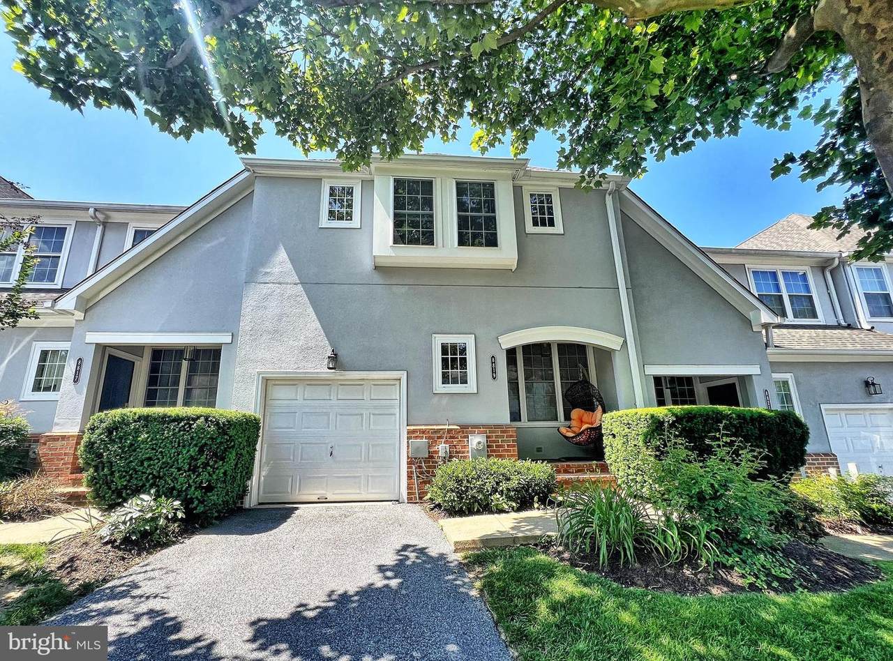 8819 Howard Forest - Photo 1