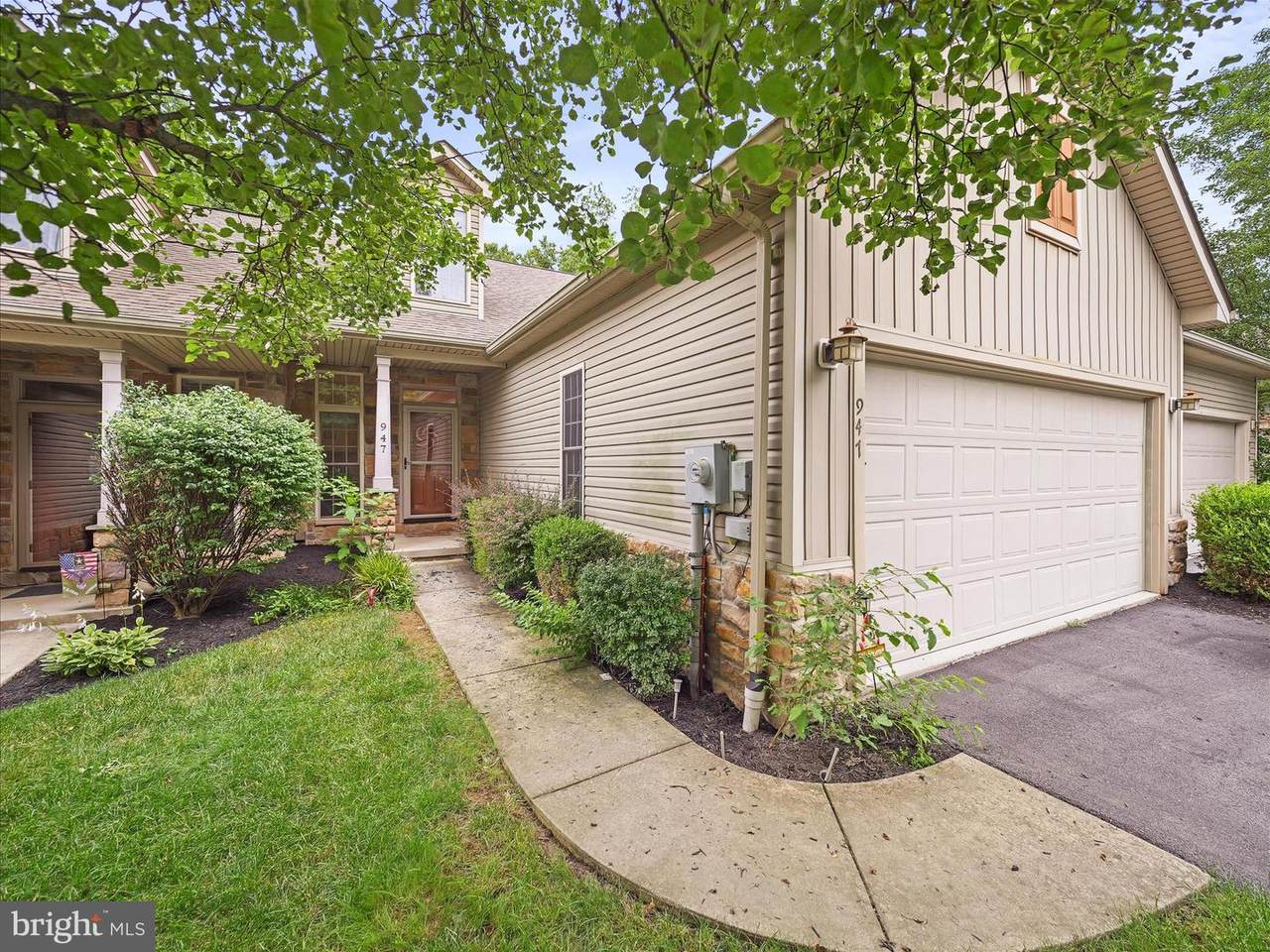 947 Quail Run Drive Drive - Photo 1