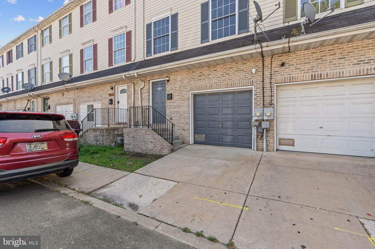 410 Claymont Street - Photo 1
