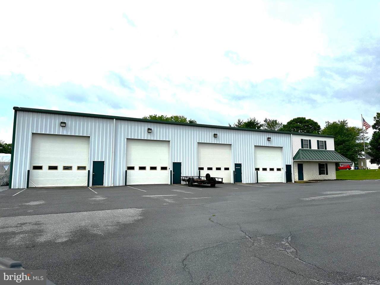 540 Manor Road - Photo 1
