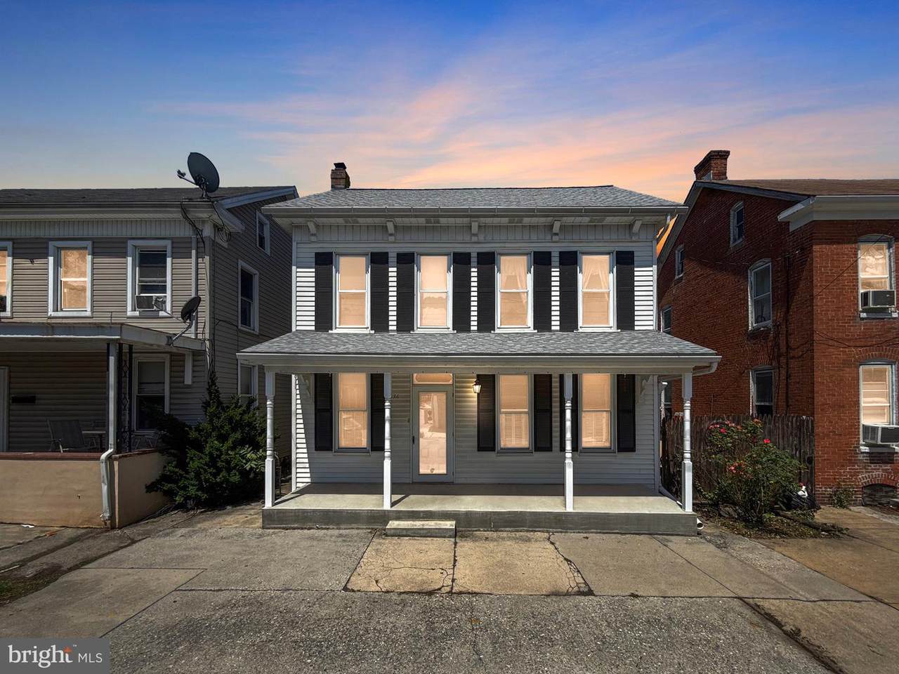 636 Broadway - Photo 1