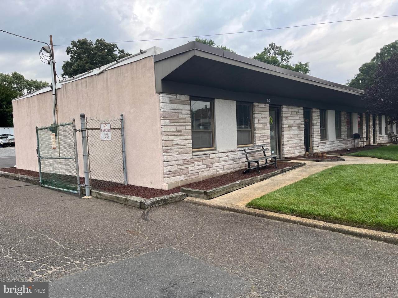 34-44 Taylor Avenue - Photo 1