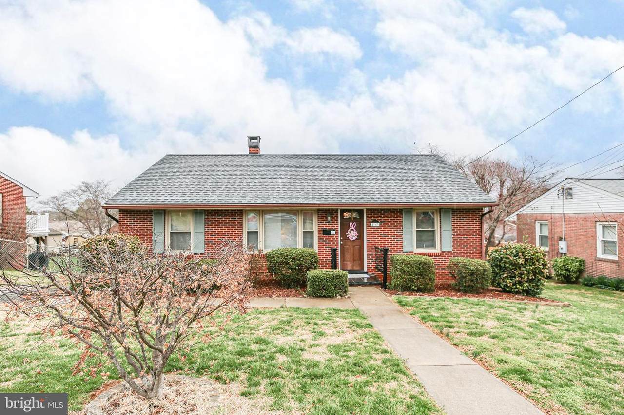 193 Burgess Street - Photo 1