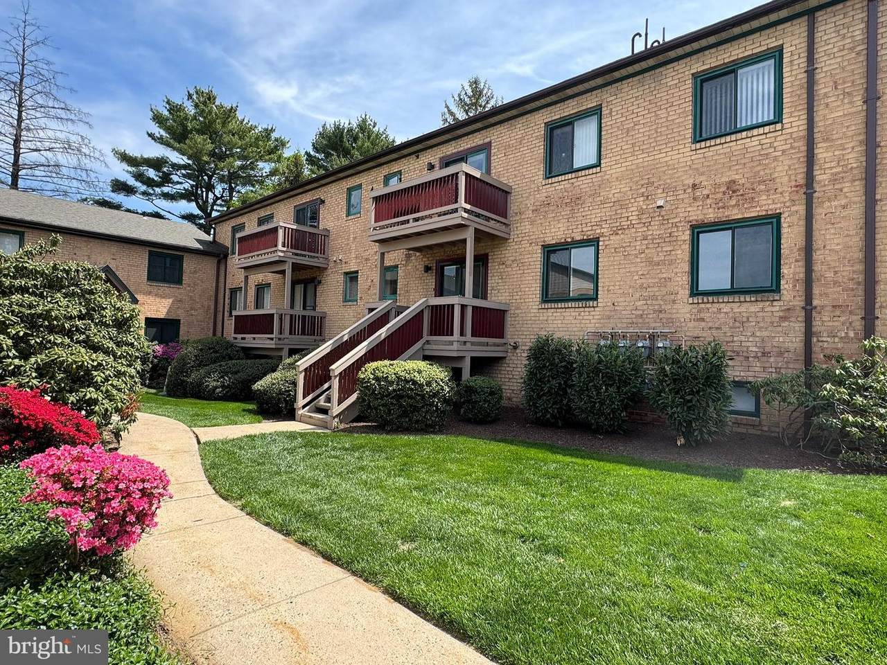 5404 Highland Court - Photo 1
