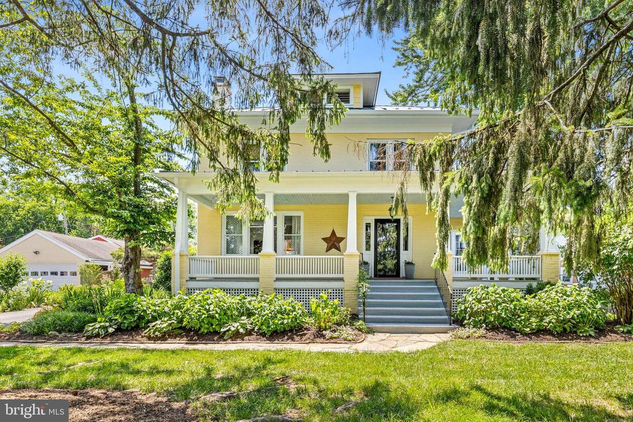 311 Maple Avenue - Photo 1