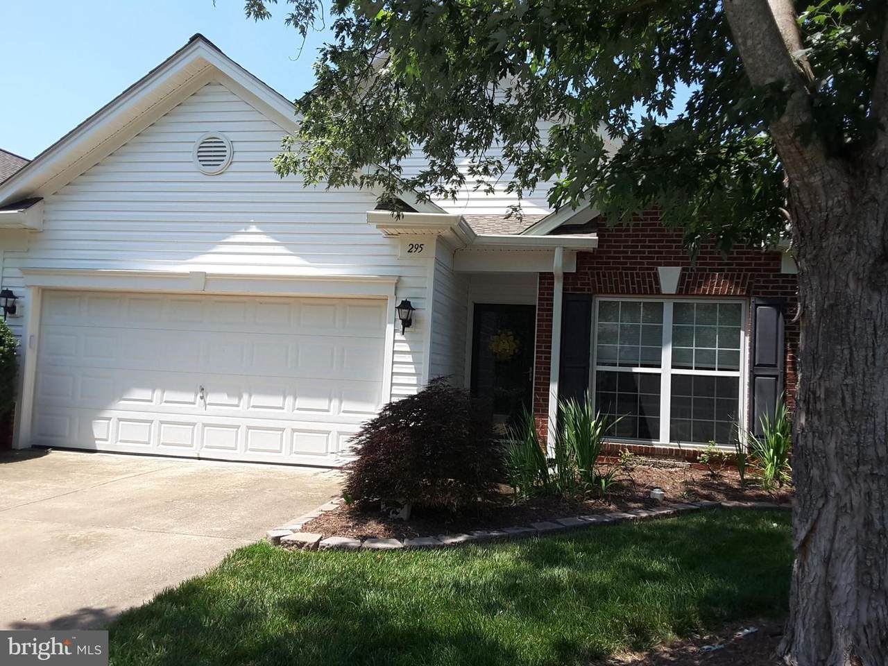 295 Bridgewater Circle - Photo 1