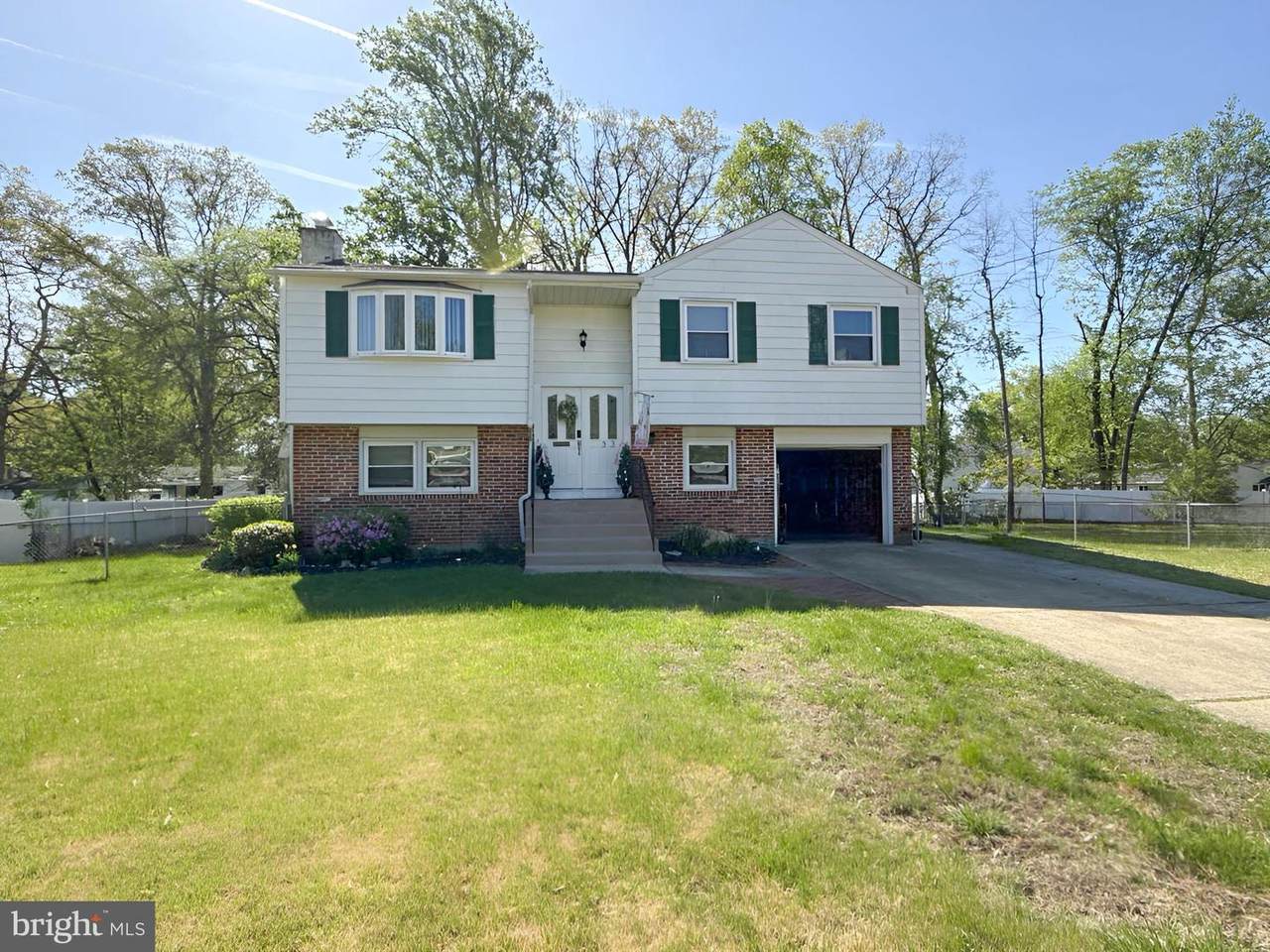 433 Edsam Avenue - Photo 1