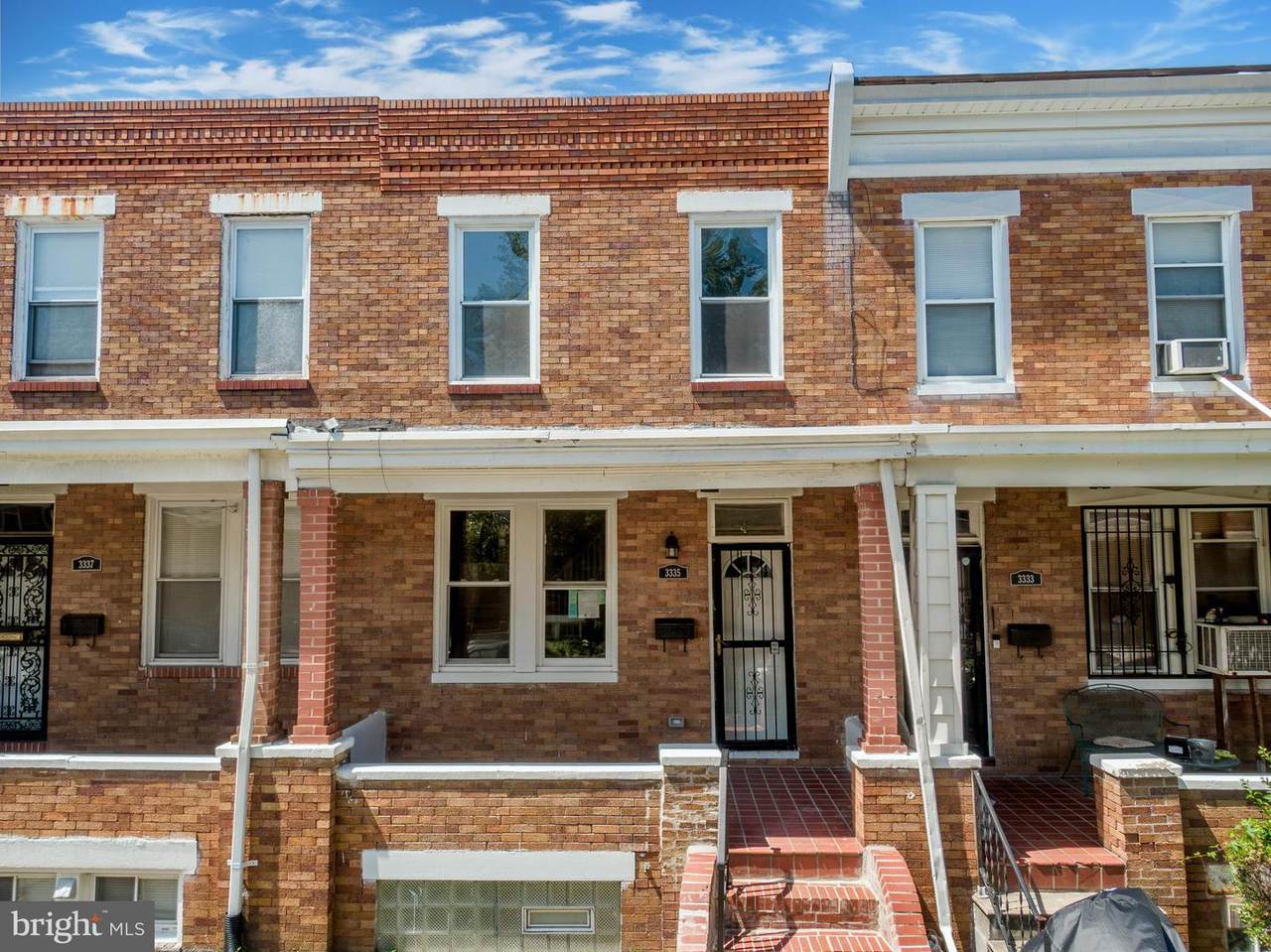 3335 Dudley Avenue - Photo 1