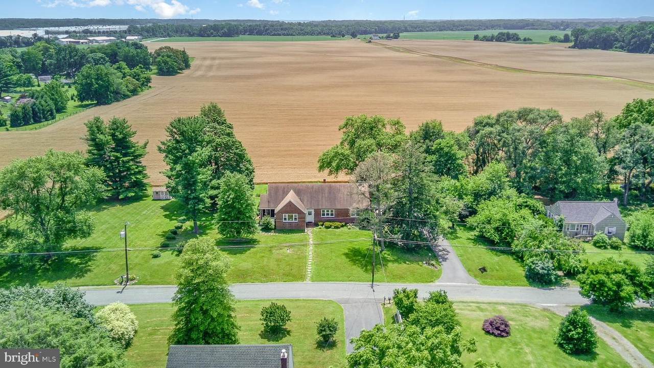 313 Fords Lane - Photo 1