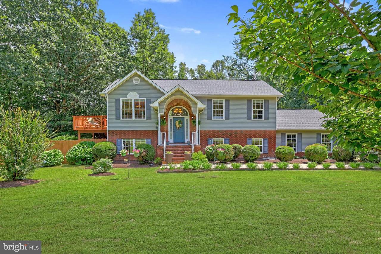 2 Evans Lane - Photo 1