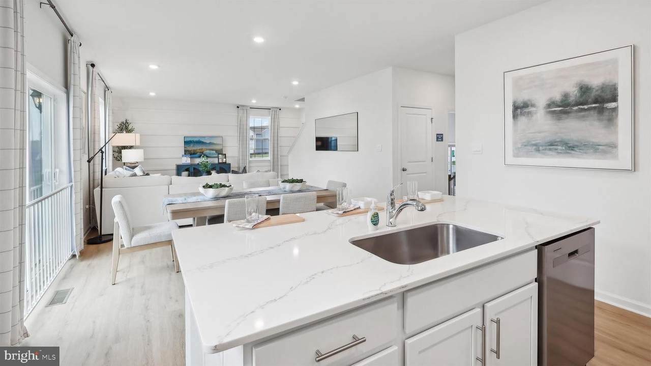 17 Dahlia Court - Photo 1