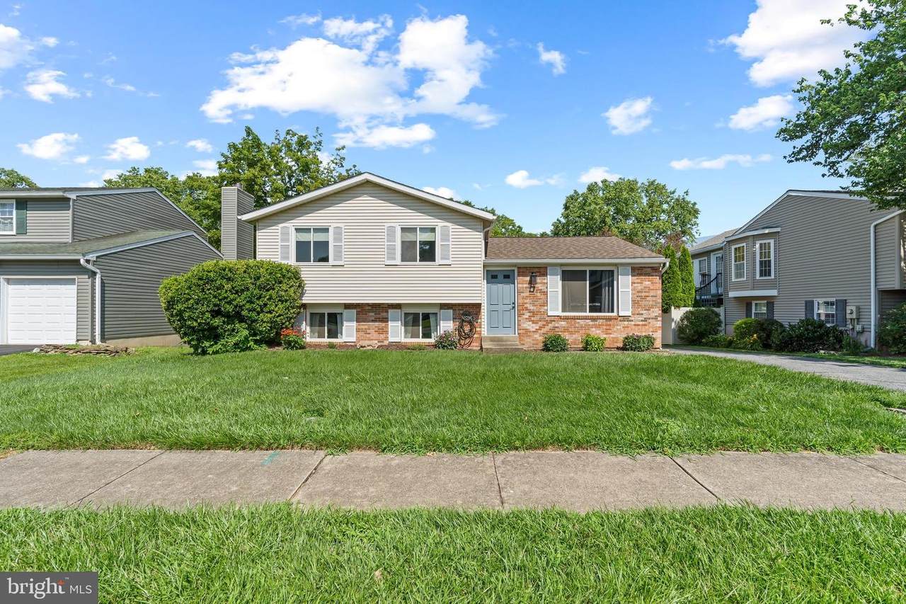 1839 Lawnview Drive - Photo 1