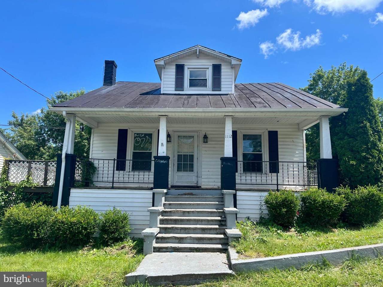 1112 Butler Street - Photo 1