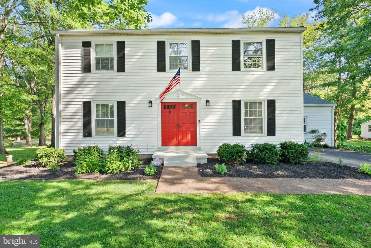 3984 Dumfries Road - Photo 1