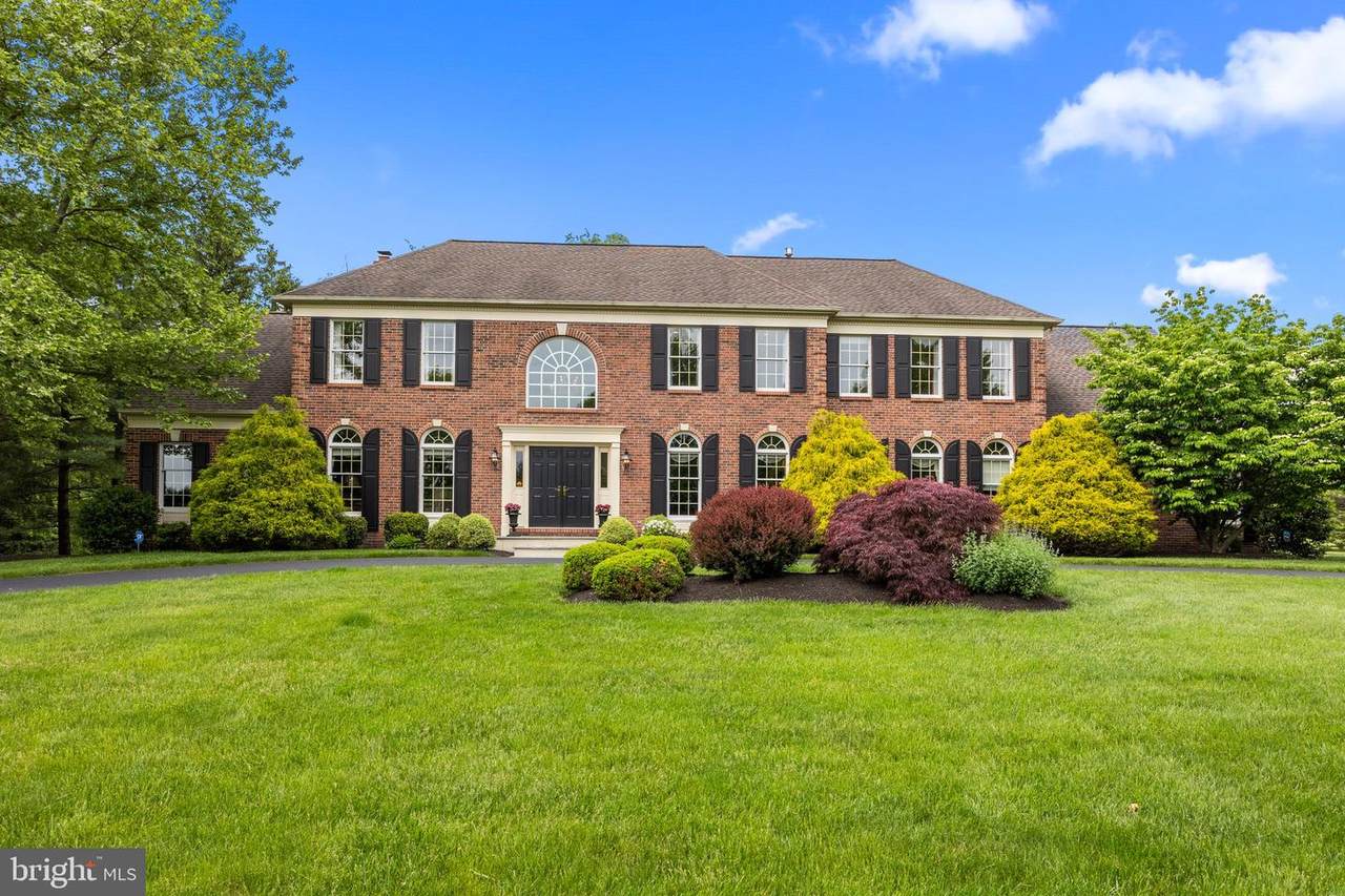 42 Woodside Lane - Photo 1