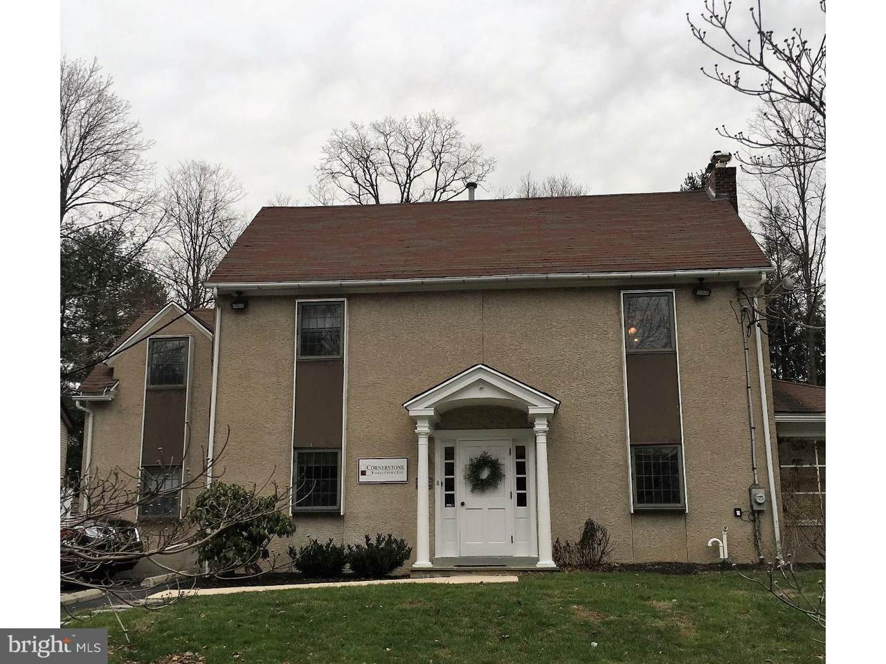28 Garrett Avenue - Photo 1
