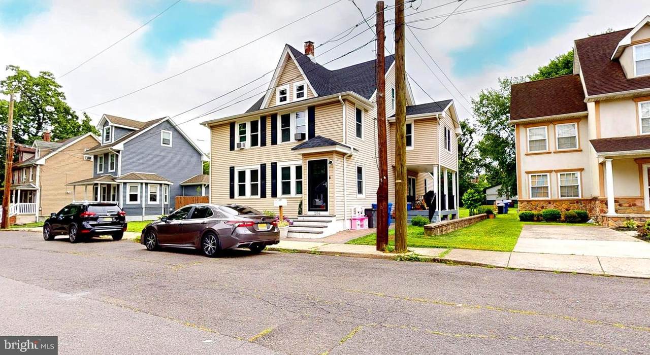 206 Chestnut Street - Photo 1