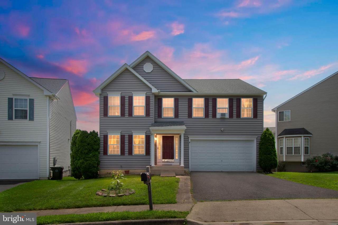 937 Lakewood Circle - Photo 1