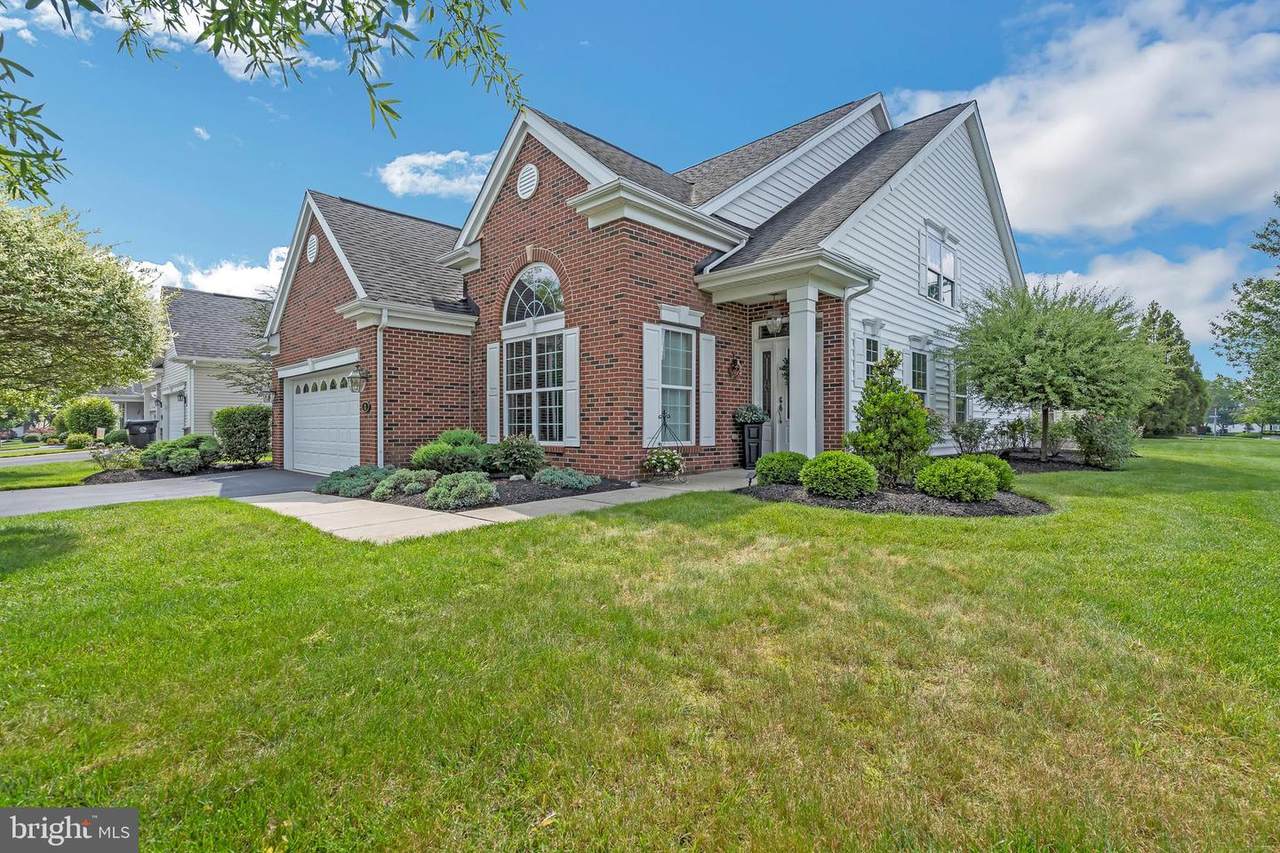 1 Springfield Avenue - Photo 1