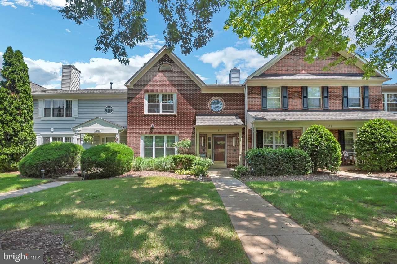 113 New Castle Court - Photo 1