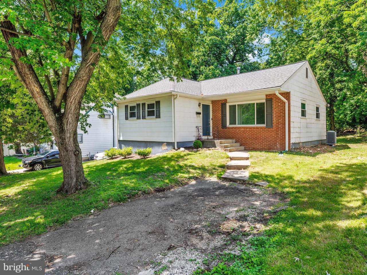 1206 Crisfield Drive - Photo 1