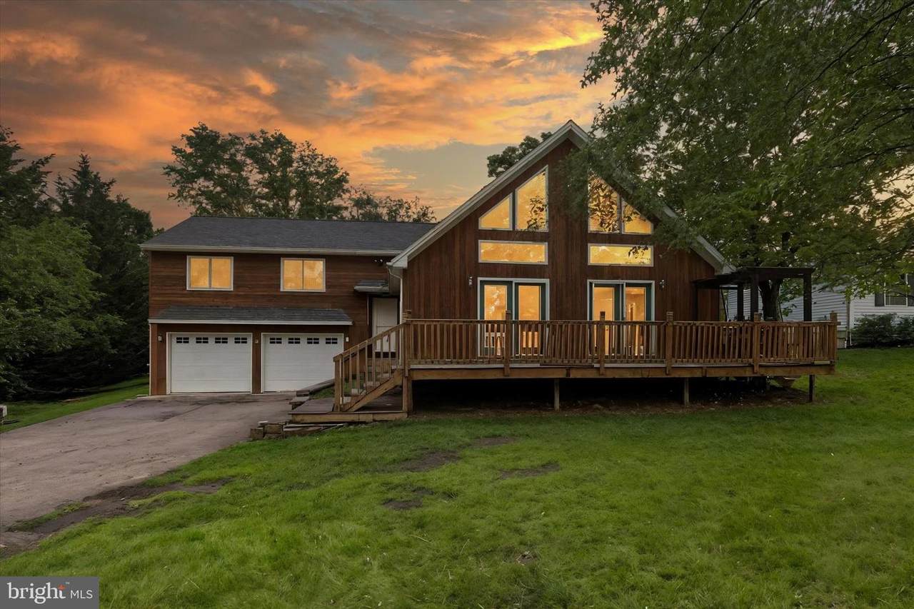 4 Johnson Drive - Photo 1