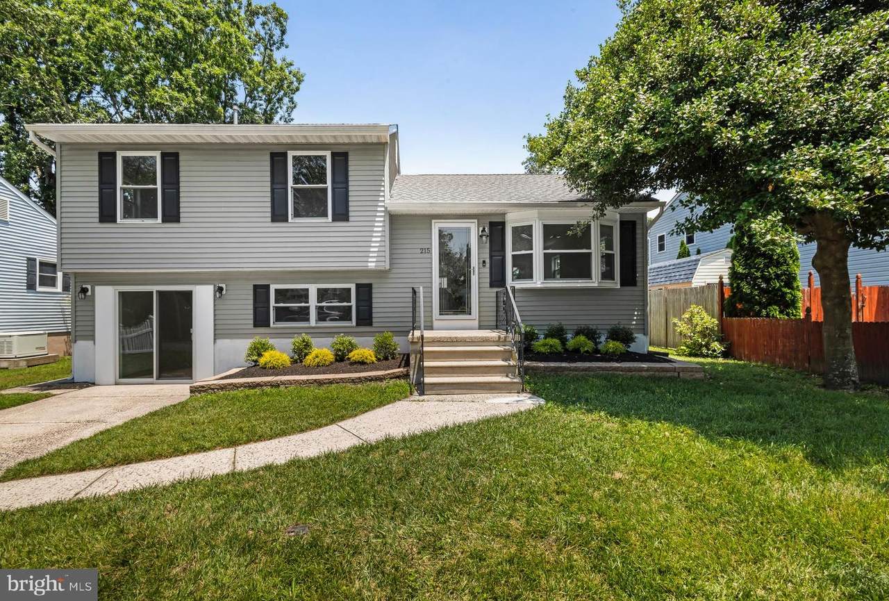 215 Roseann Avenue - Photo 1
