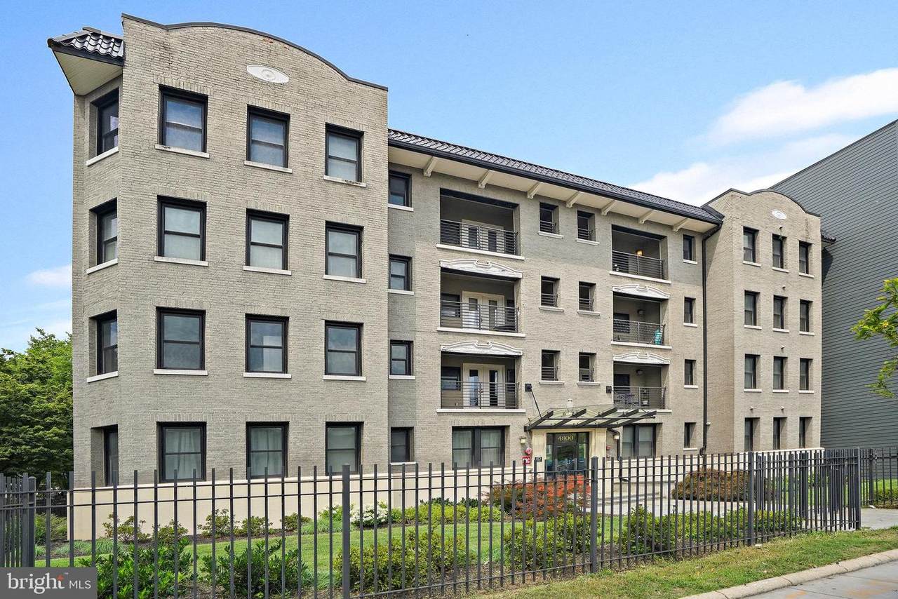 4800 Georgia - Photo 1