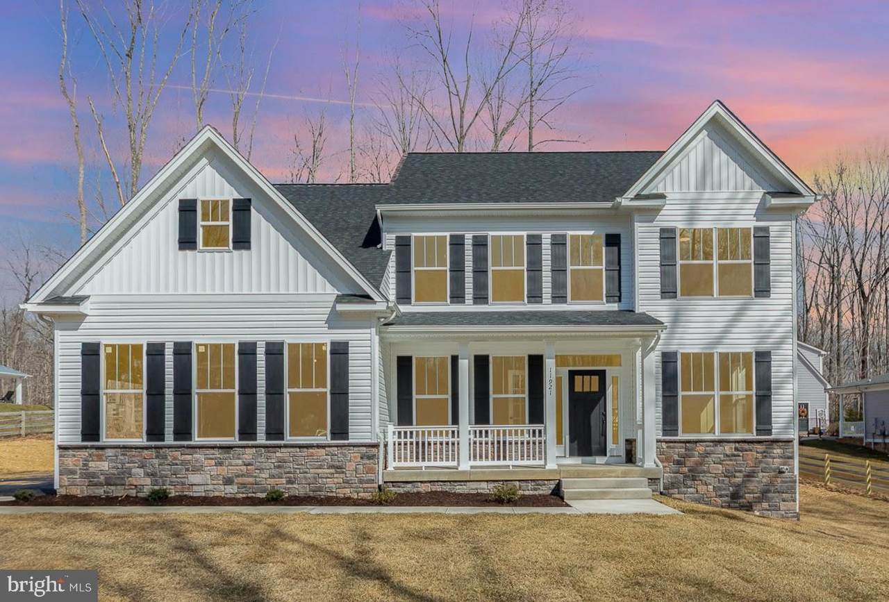 15206 Lost Horizon Lane - Photo 1