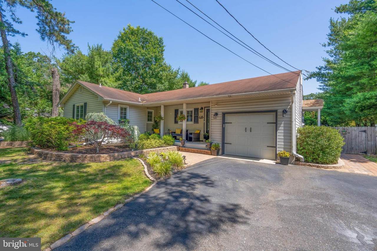 962 Hunt Boulevard - Photo 1